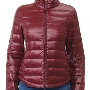 LIGHTWEIGHT PUFFER PACKABLE JACKET